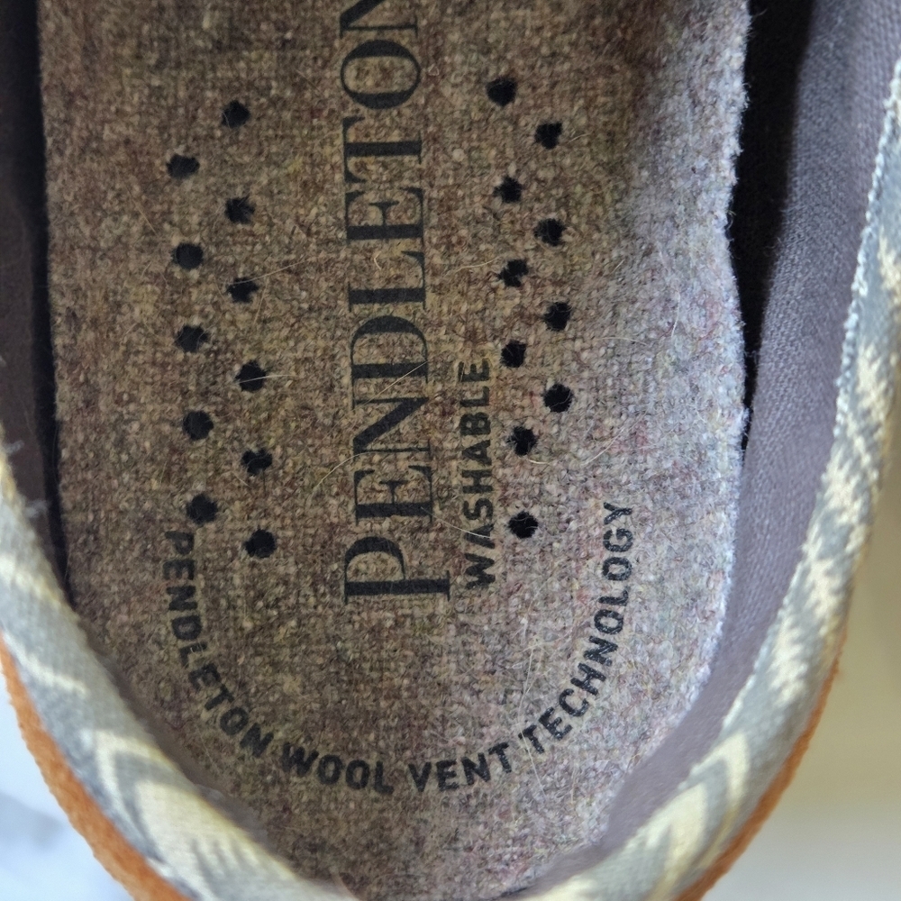 Gray Pendleton Cape Coral Canvas Sneakers - Picture 9 of 10
